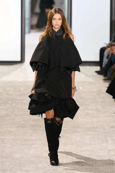 Look 34